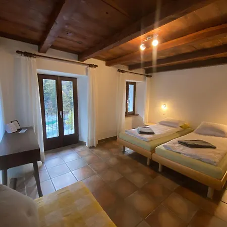 Osteria Vittoria Hotel *